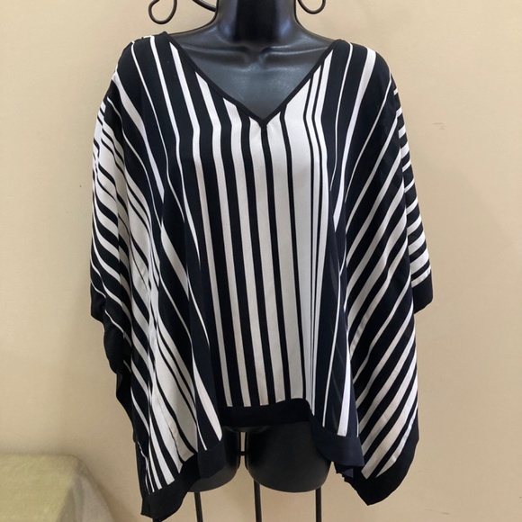 BCX Black & White Stripe Chiffon Cold Shoulder Poncho Top - Picture 2 of 14